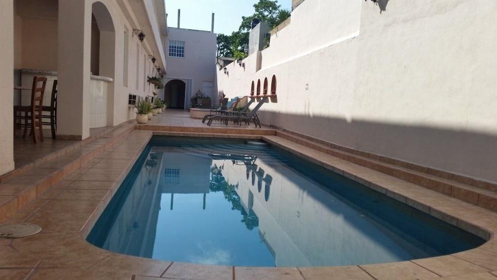 Hotel Cancun Handall エクステリア 写真